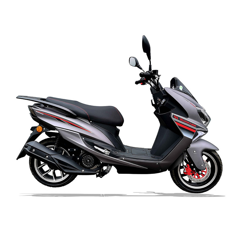 超越CBS联动刹车150cc汽油踏板摩托车