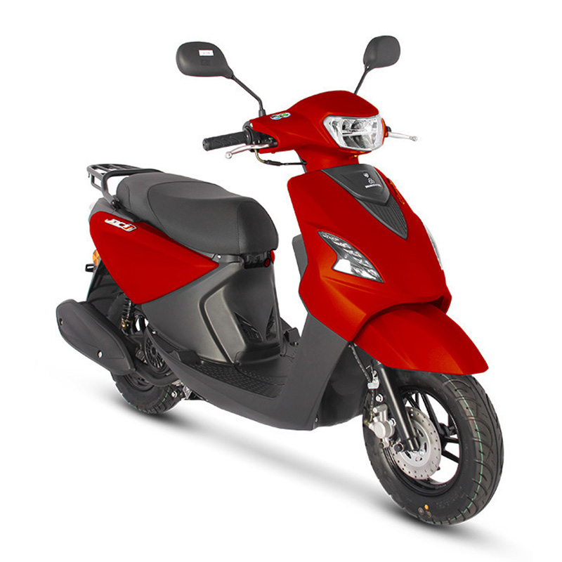 银巧格水晶组合大灯125cc排量踏板摩托车