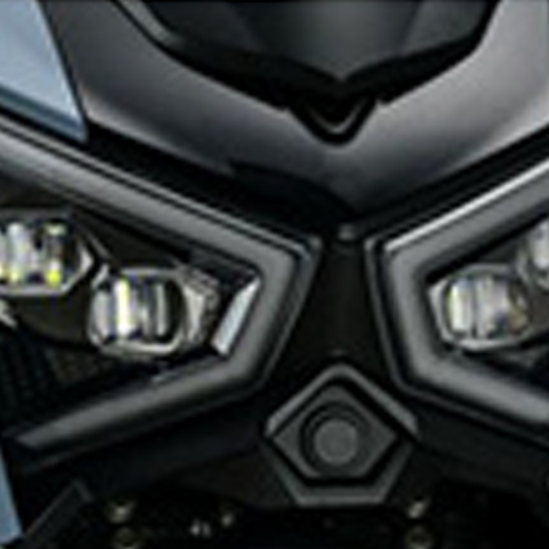 Z-MAX加高风挡分段座椅170cc排量踏板摩托车