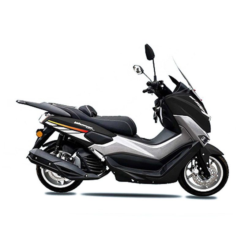 猛士三代双弹簧减震150cc排量踏板摩托车