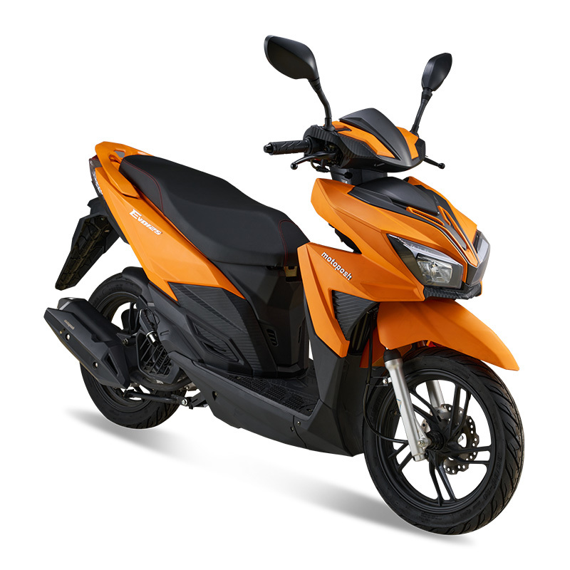 战鹰前后碟刹150cc排量踏板摩托车