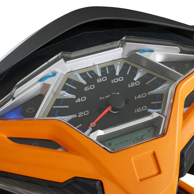 战鹰前后碟刹150cc排量踏板摩托车