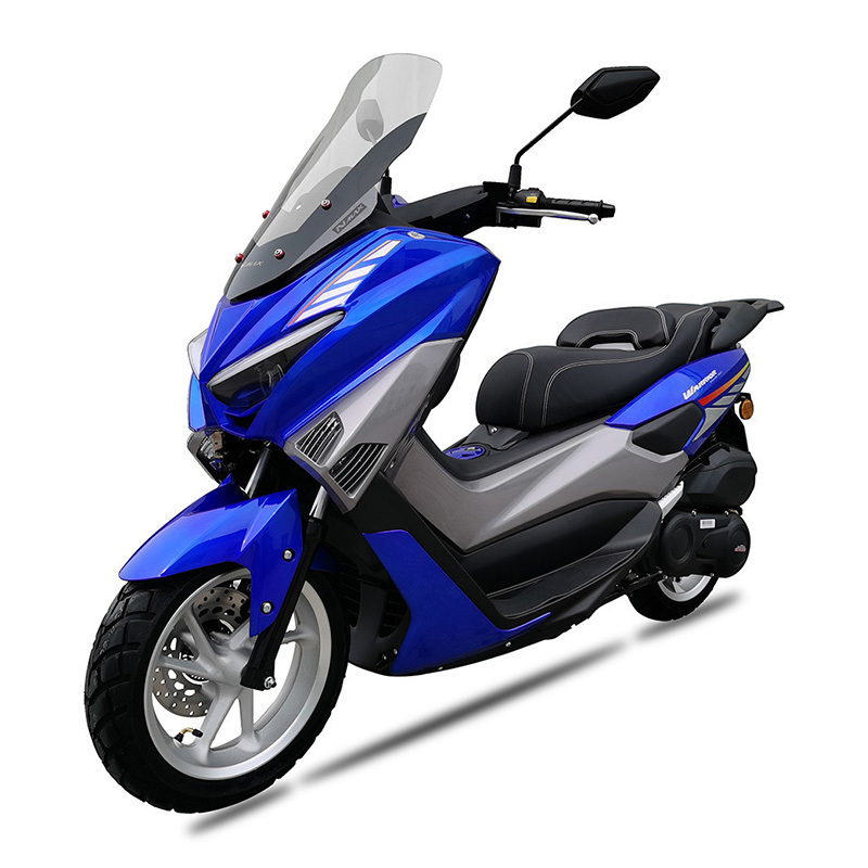 猛士三代双弹簧减震150cc排量踏板摩托车