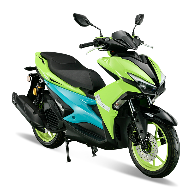 NVX2代时尚设计运动性能170cc排量踏板摩托车